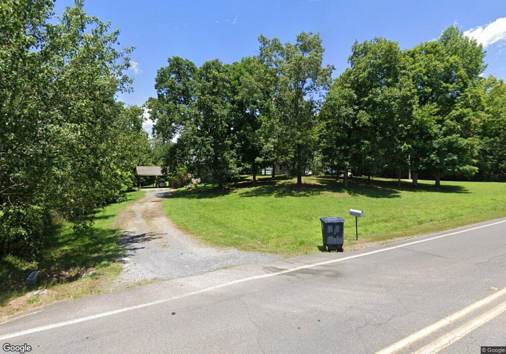 953 Brooker Dr, Dalton, GA 30721 - photo 1