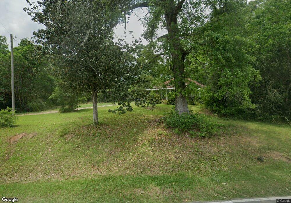 265 Reid Rd, Laurel, MS 39443 - photo 1