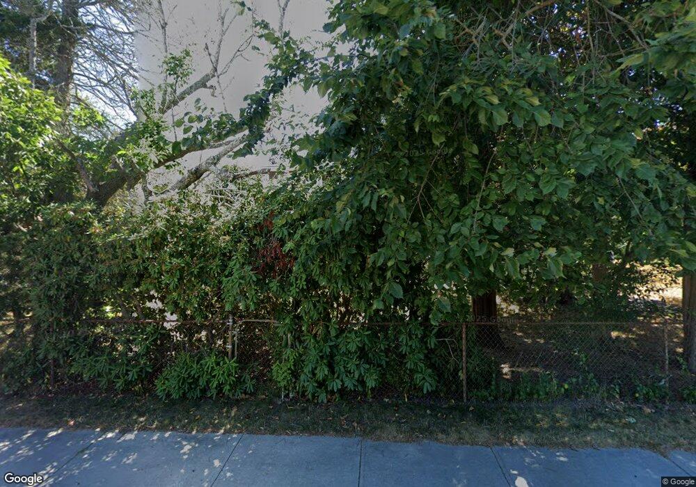 461 High St, Wakefield, RI 02879 - photo 1