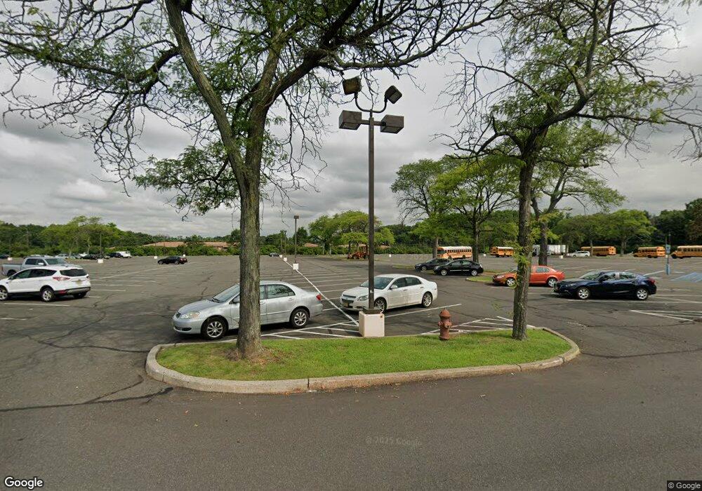 127 Sadie Cir, New Brunswick, NJ 08901 - photo 1