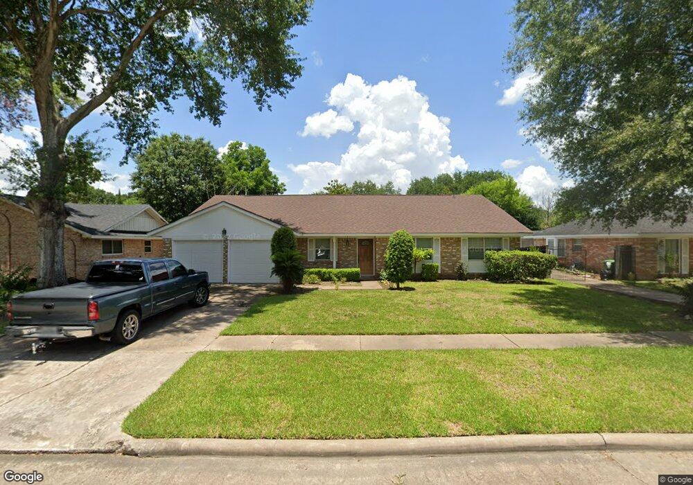 8207 Gulf Spring Ln, Houston, TX 77075 - photo 1