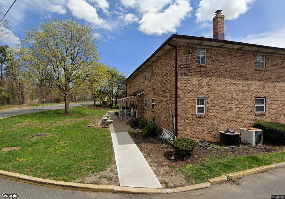 5502 Avenue C unit 5502, Edison, NJ 08837 - photo 1