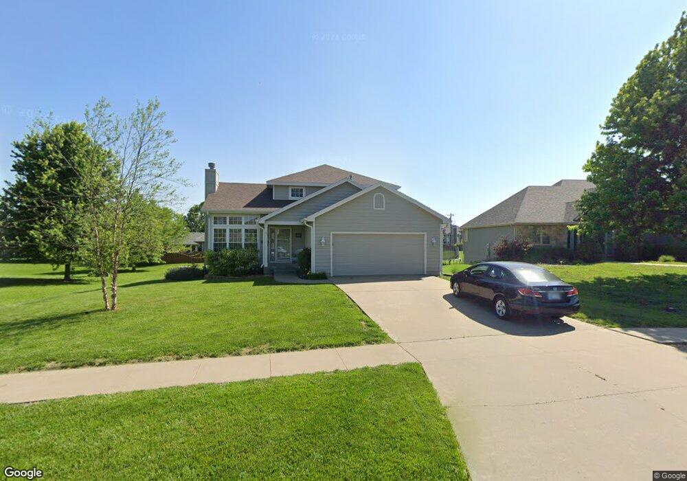 7803 SW 26th St, Topeka, KS 66614 - photo 1