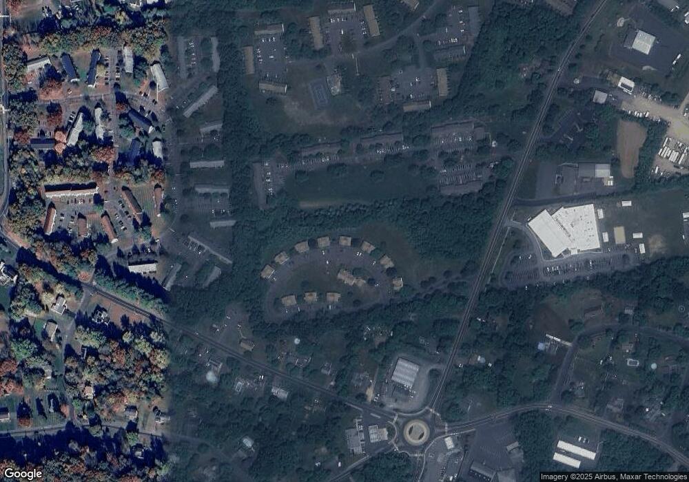 14 Pinney St unit 34, Ellington, CT 06029 - photo 1