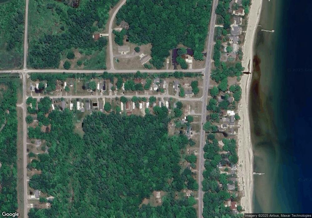 5876 Prescott Dr, Tawas City, MI 48763 - photo 1