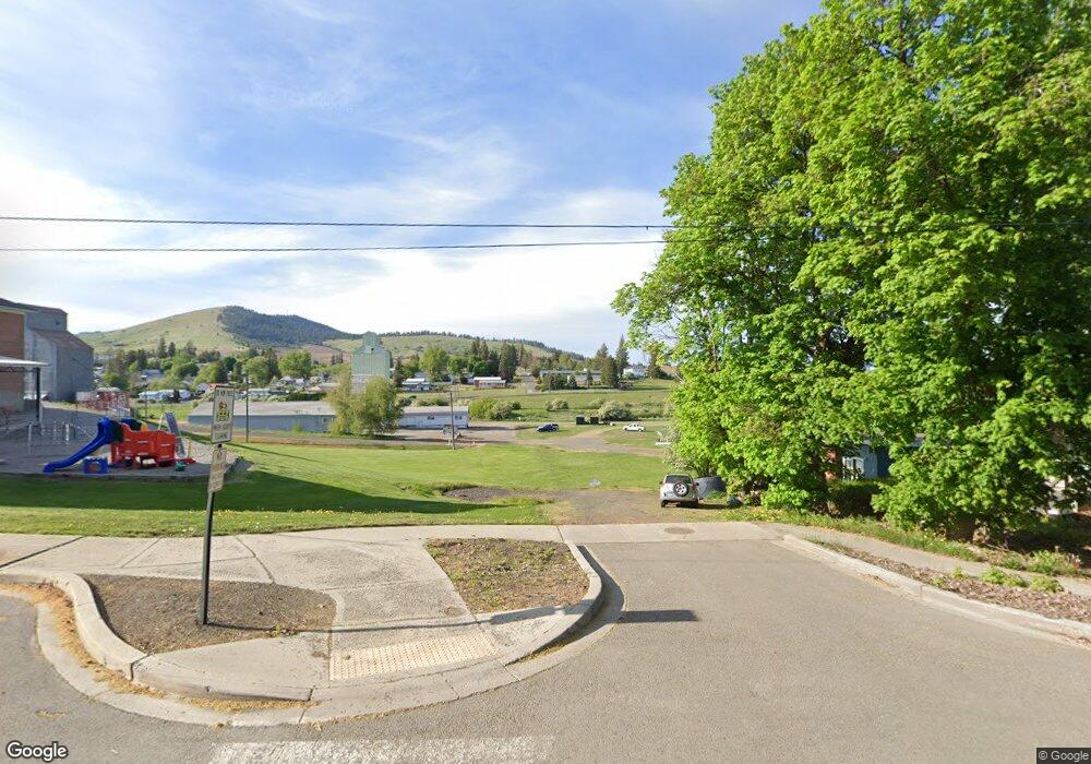 600 N Howard St, Tekoa, WA 99033 - photo 1