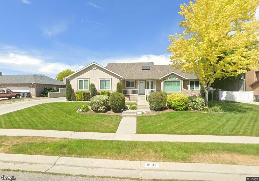 9582 Daisy Meadow Cir, South Jordan, UT 84095 - photo 1
