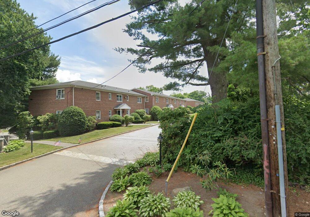 318 N State Rd unit 1D, Briarcliff Manor, NY 10510 - photo 1