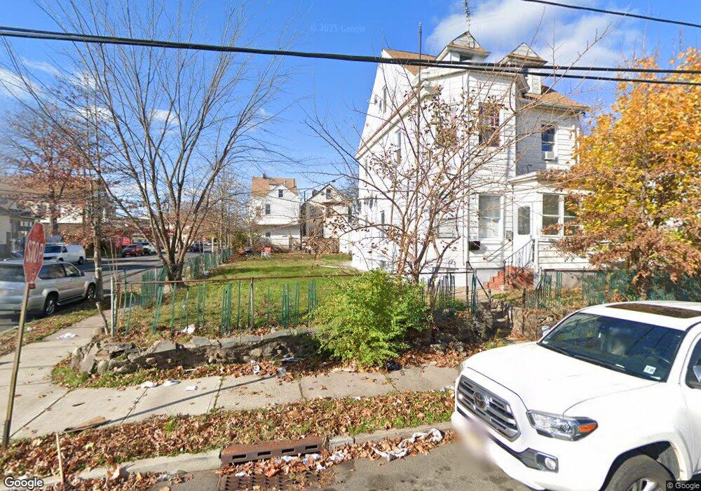 906 E 28th St unit 910, Paterson, NJ 07513 - photo 1