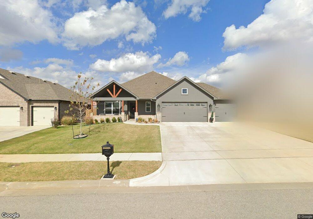 708 E Edgewater Place, Broken Arrow, OK 74012 - photo 1