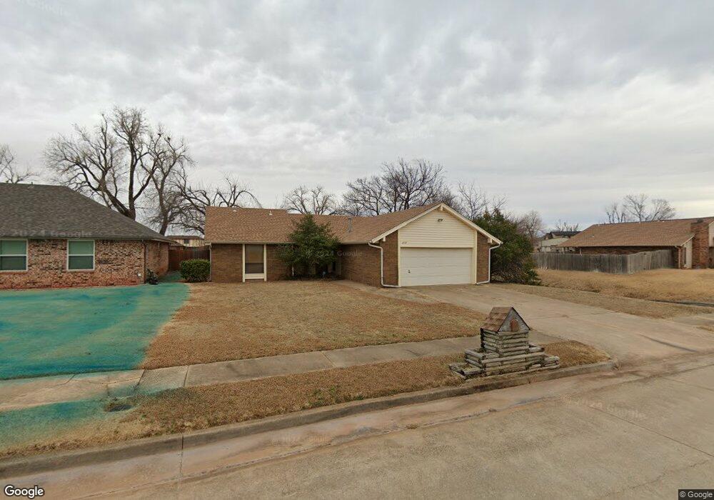 1217 NE 22nd St, Moore, OK 73160 - photo 1