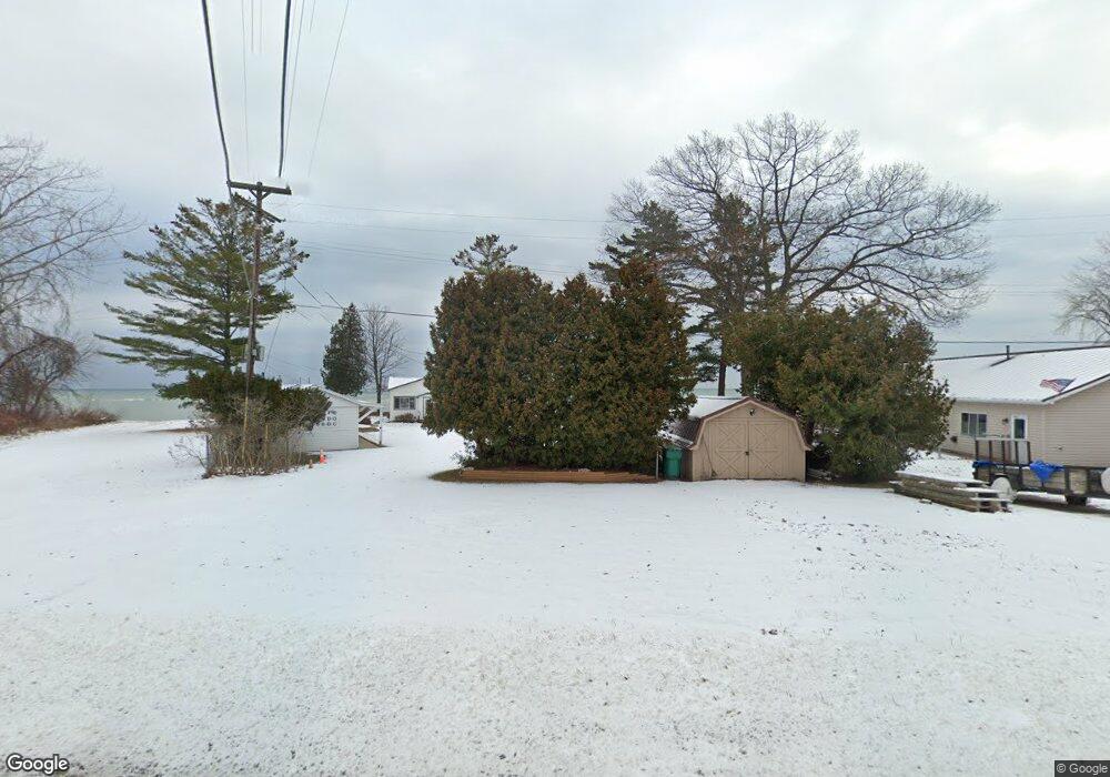 488 N Huron Rd, Au Gres, MI 48703 - photo 1