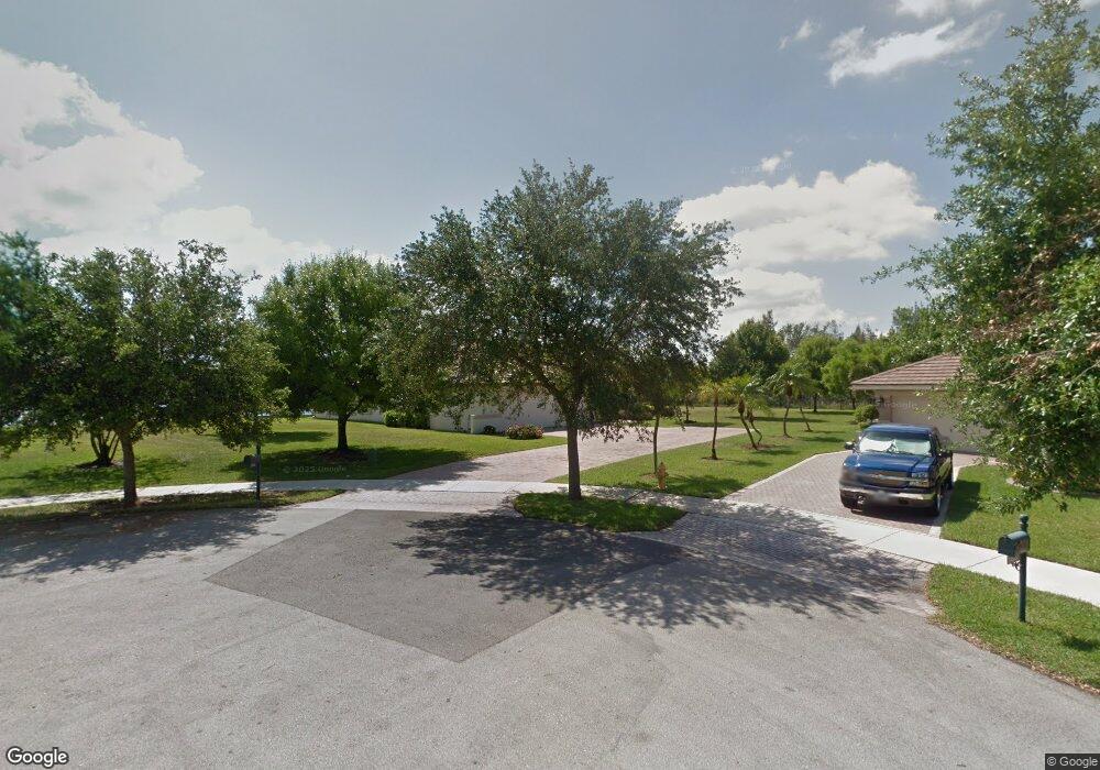 3582 W Tree Tops Ct, Davie, FL 33328 - photo 1