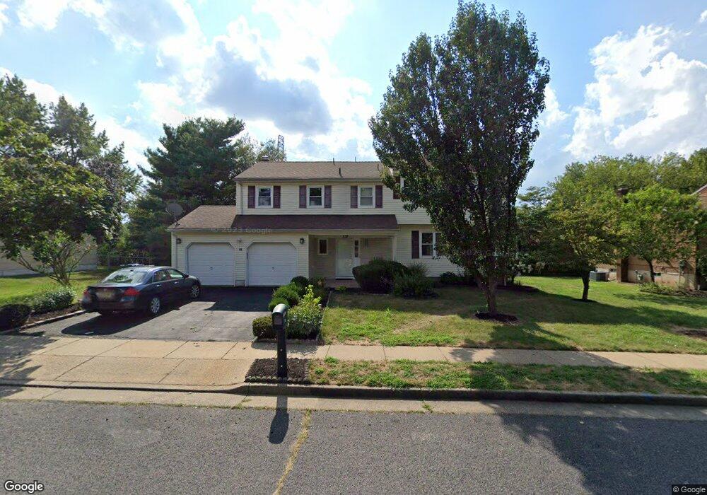 19 Canterbury Ln, Edison, NJ 08820 - photo 1