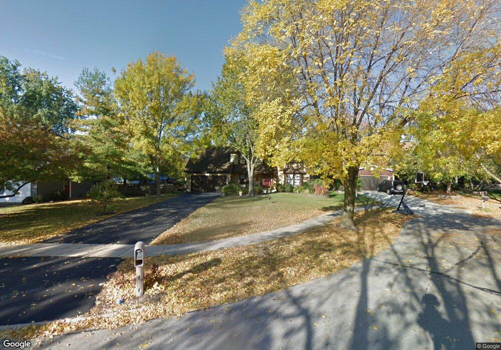 1507 Cascade Ct, Naperville, IL 60565 - photo 1