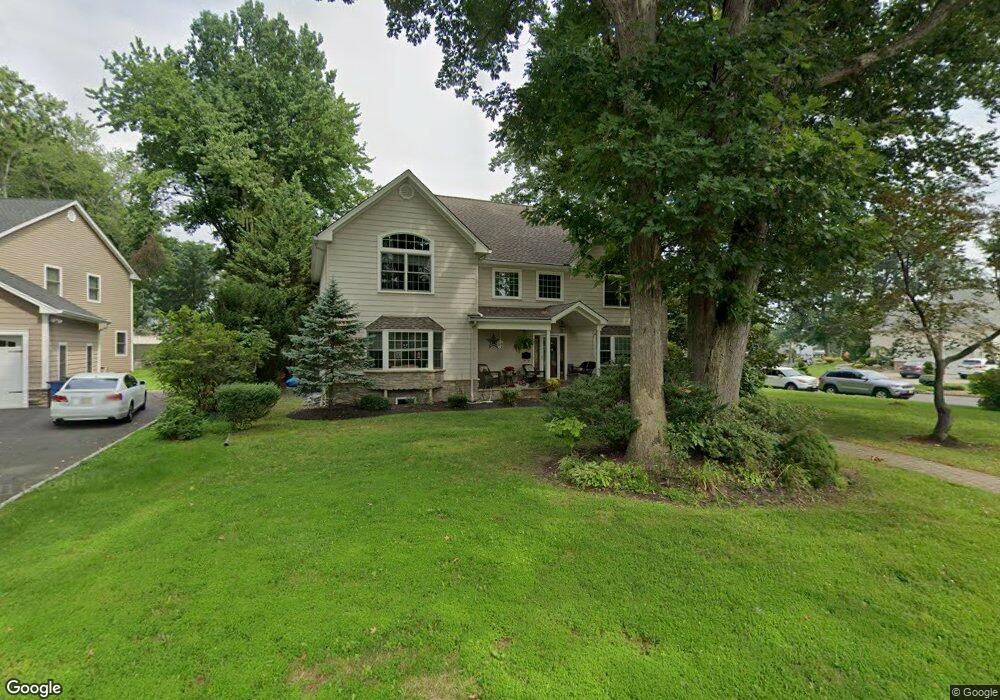 432 Willow Way, Clark, NJ 07066 - photo 1