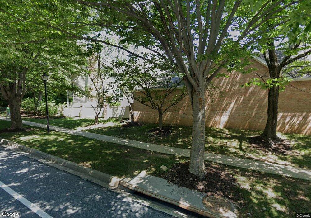 5729 Balsam Grove Ct, Rockville, MD 20852 - photo 1