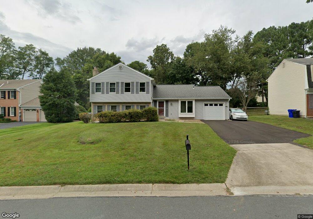 14917 Dufief Dr, North Potomac, MD 20878 - photo 1