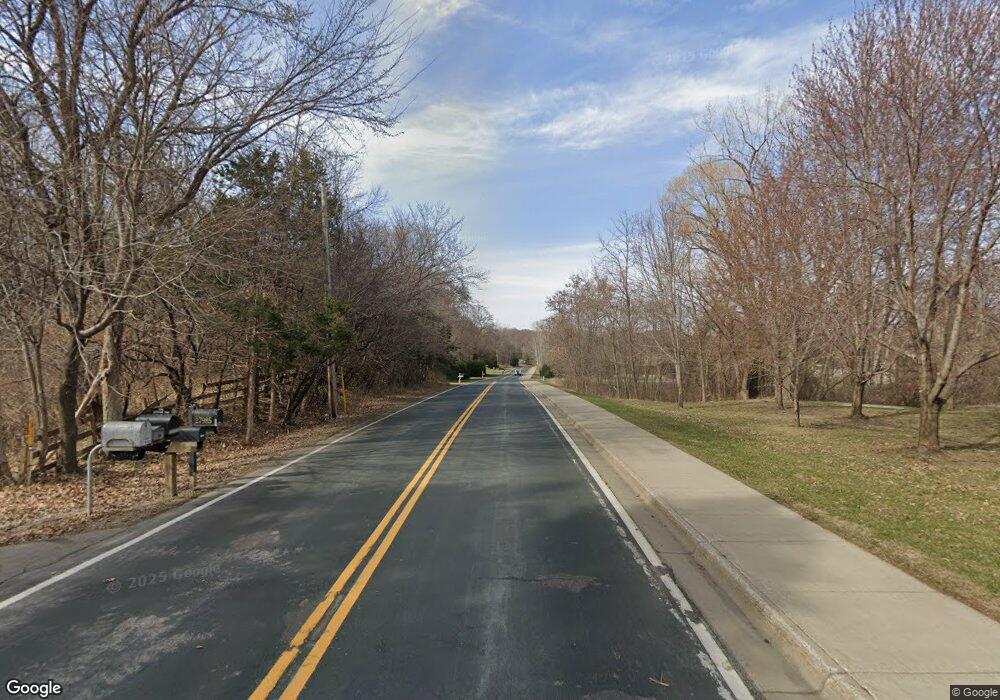 27995 Smithtown Rd, Excelsior, MN 55331 - photo 1