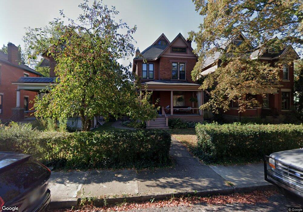 235 W Hubbard Ave, Columbus, OH 43215 - photo 1