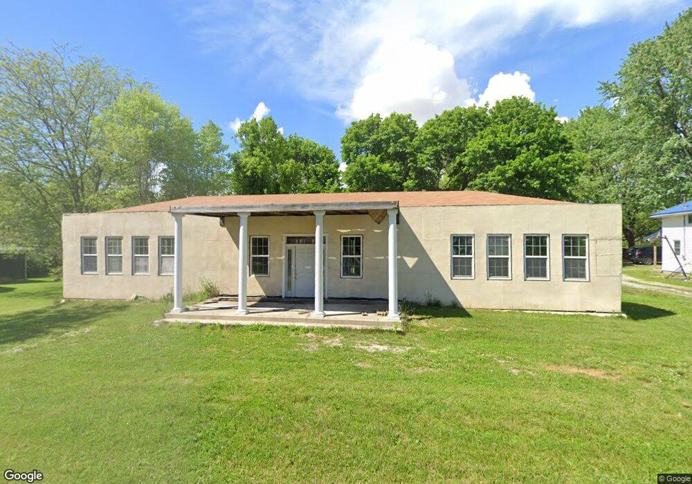 3 E Parker St, La Fontaine, IN 46940 - photo 1