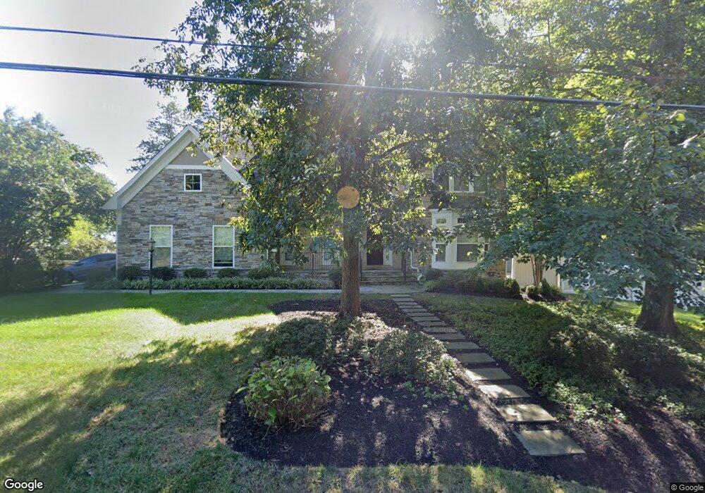 7211 Gordons Rd, Falls Church, VA 22043 - photo 1