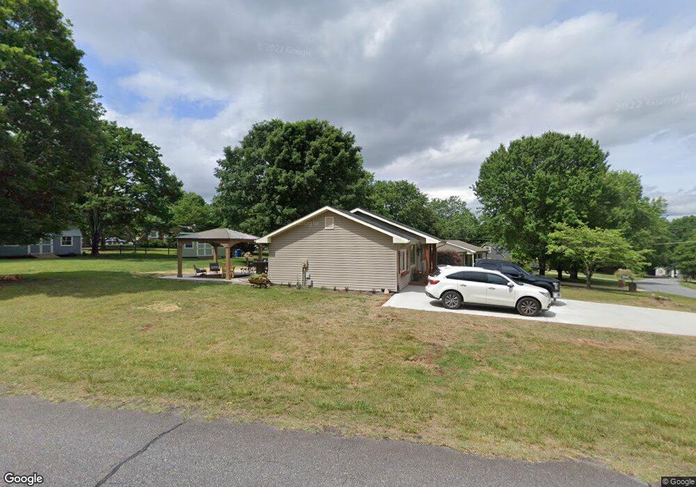 3301 Winchester Ln, Statesville, NC 28625 - photo 1