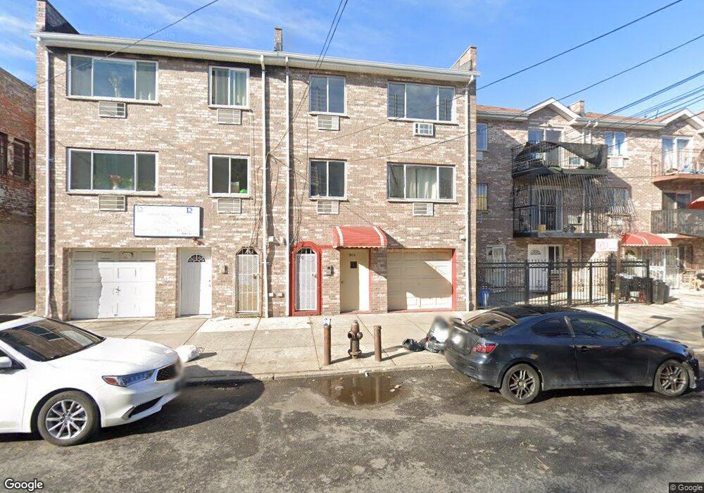 1813 Hunt Ave, Bronx, NY 10462 - photo 1