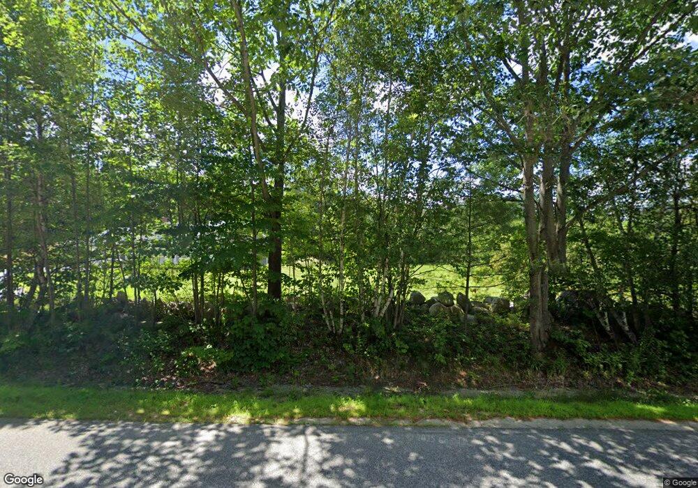 197 Elm St, Mechanic Falls, ME 04256 - photo 1