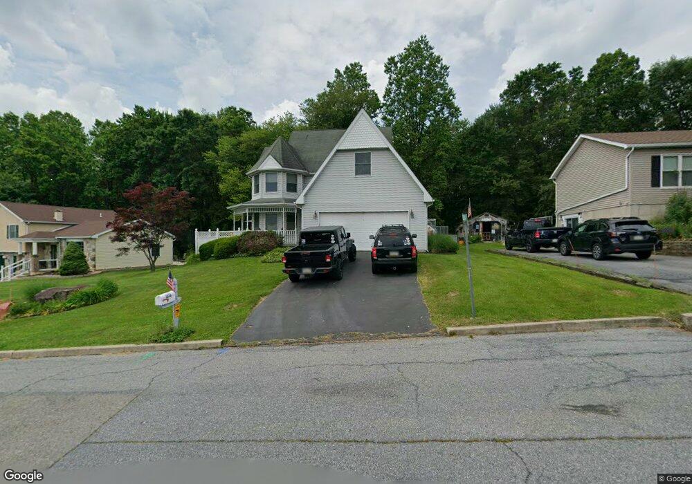 1518 Fernwood Rd, Slatington, PA 18080 - photo 1