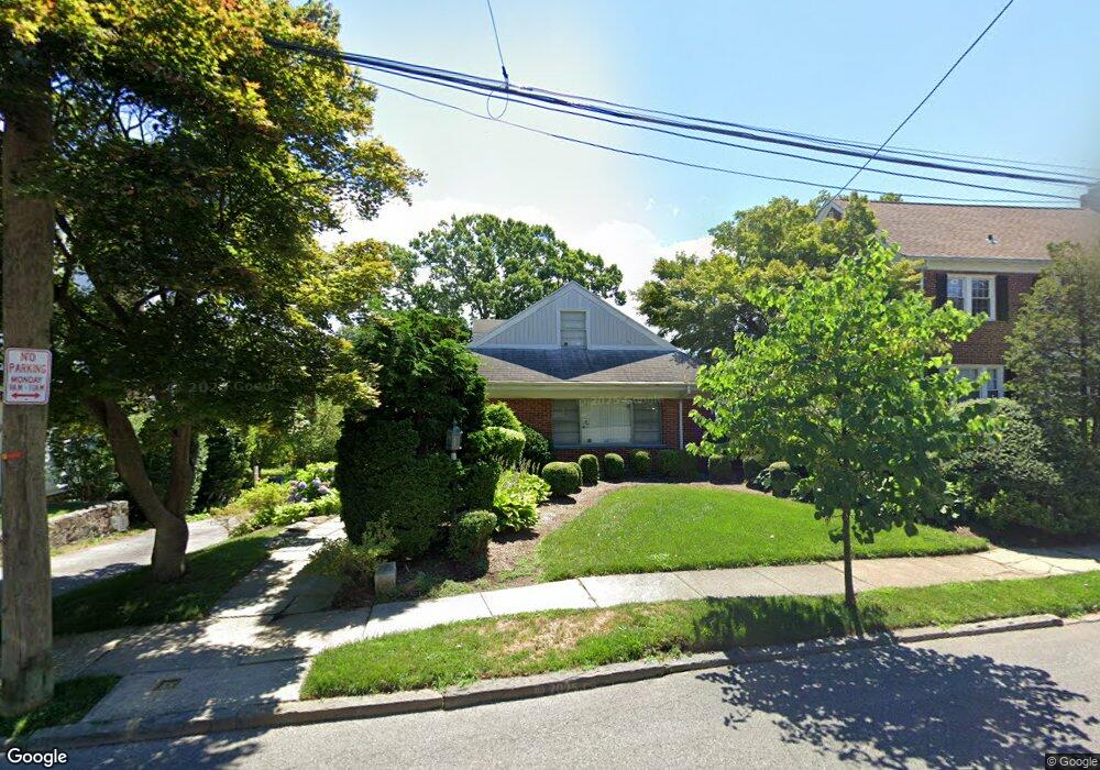 42 Hillcrest Ave, Yonkers, NY 10705 - photo 1