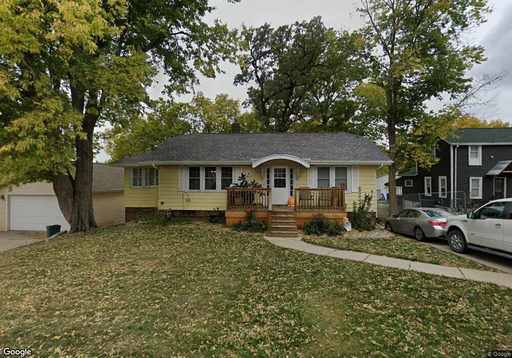 217 W 11th St S, Newton, IA 50208 - photo 1