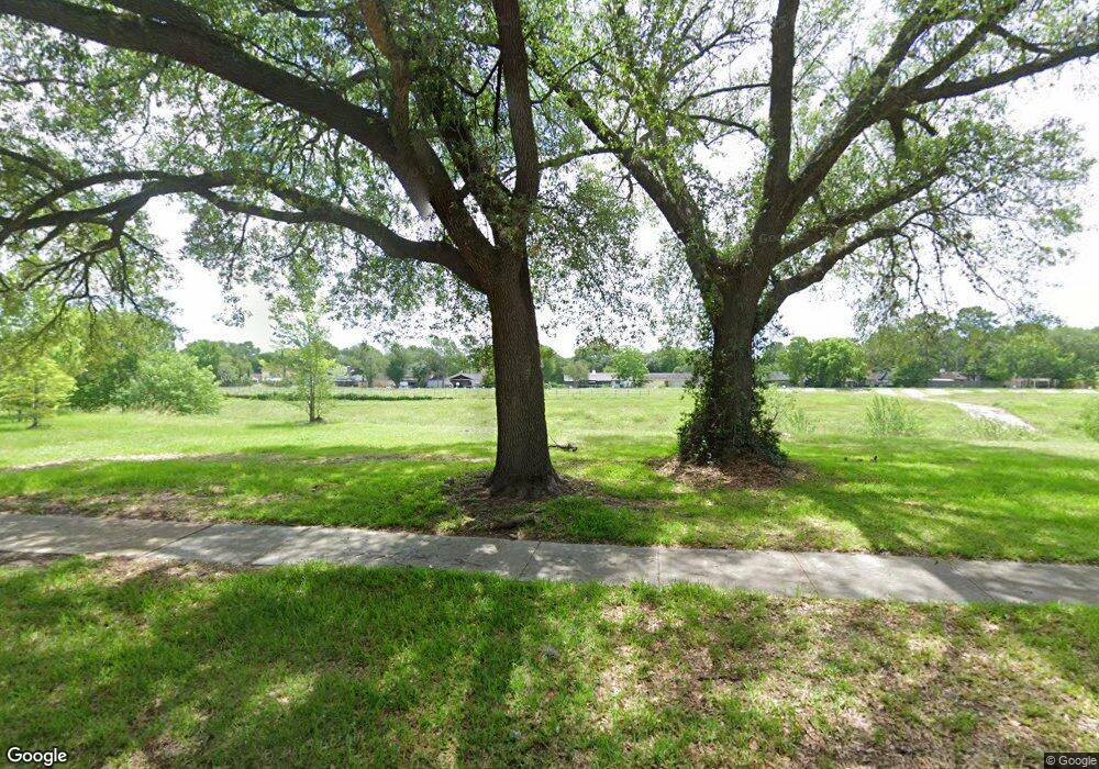 5627 Bent Bough Ln, Houston, TX 77088 - photo 1