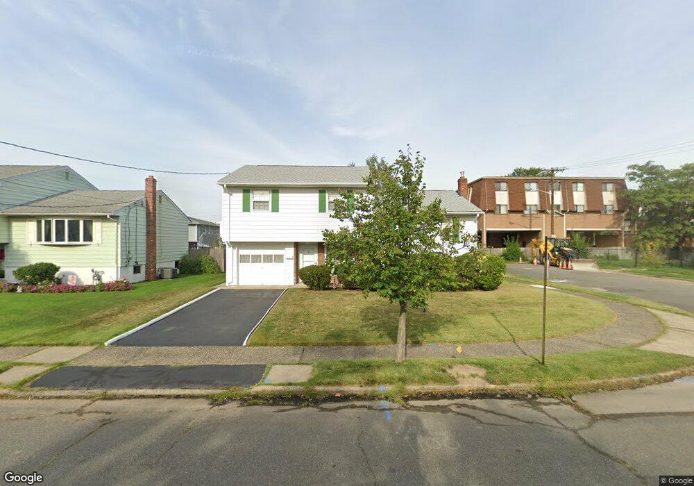 1100 Stuart Place, Linden, NJ 07036 - photo 1