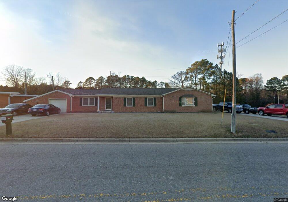 1030 Weiss Ave, Fayetteville, NC 28305 - photo 1