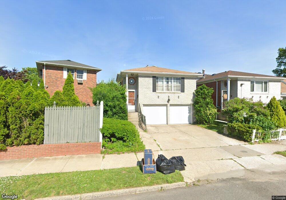 6703 Utopia Pkwy, Fresh Meadows, NY 11365 - photo 1