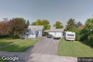 825 N Central St, Warren, MN 56762