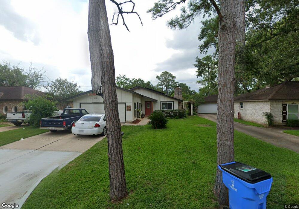 4207 Ravine Dr, Friendswood, TX 77546 - photo 1