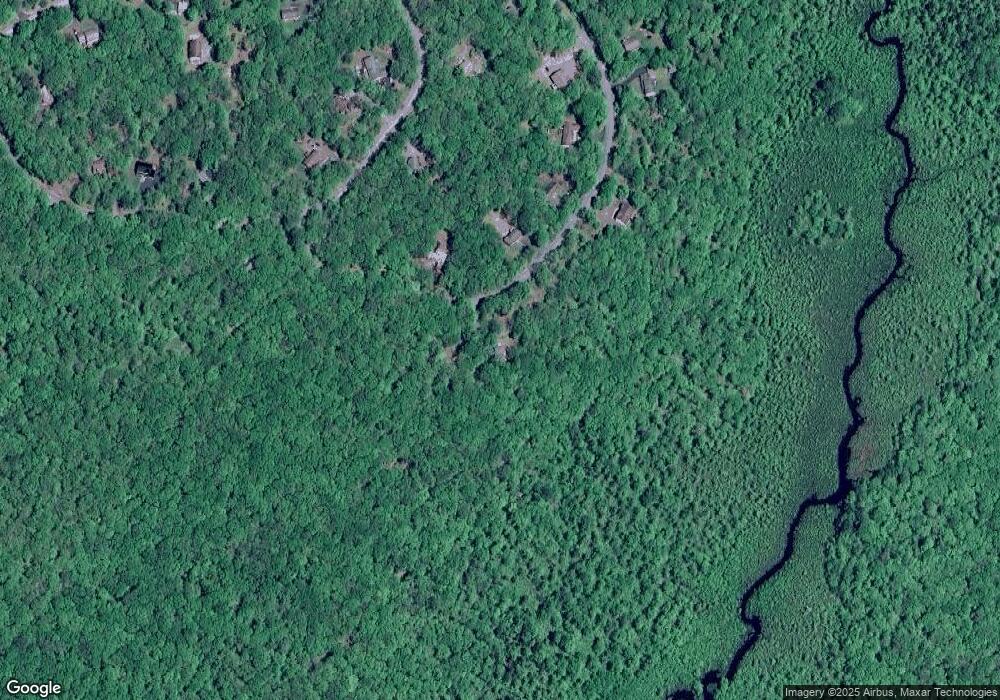 120 Indian Run Ct, Milford, PA 18337 - photo 1