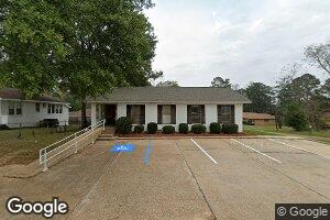 103 3rd St NW, Magee, MS 39111