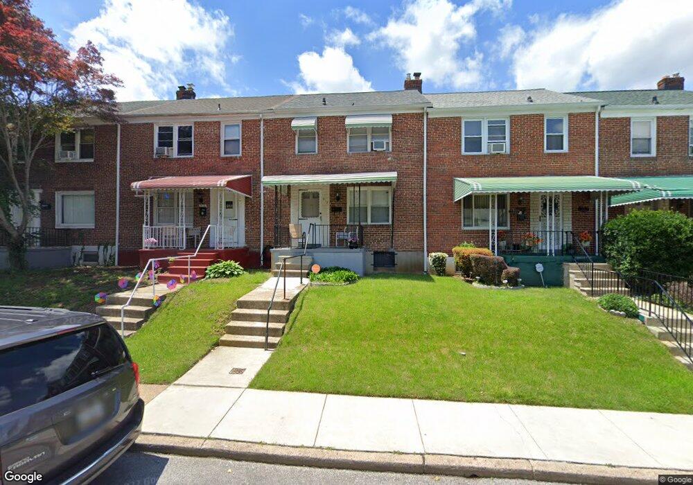 812 Wildwood Pkwy, Baltimore, MD 21229 - photo 1