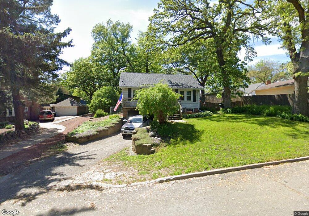 2700 39th St, Des Moines, IA 50310 - photo 1