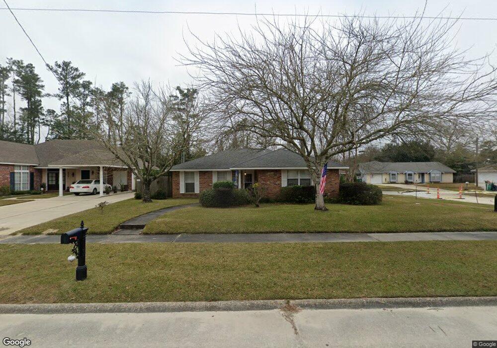527 Dorset Dr, Slidell, LA 70458 - photo 1
