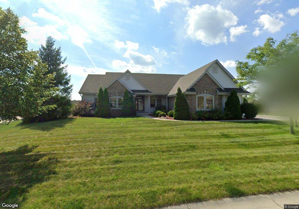 W133N6263 Hummingbird Way, Menomonee Falls, WI 53051 - photo 1