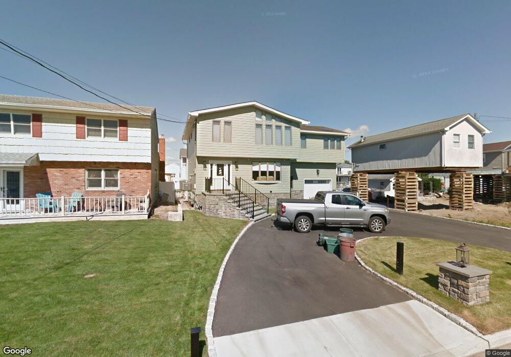 3659 Nimrod St, Seaford, NY 11783 - photo 1