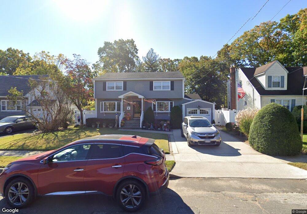 2184 Redmond Rd, Merrick, NY 11566 - photo 1