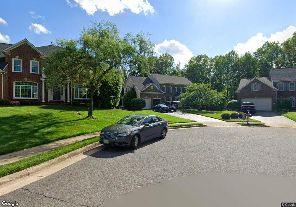 4874 Annamohr Dr, Fairfax, VA 22030 - photo 1