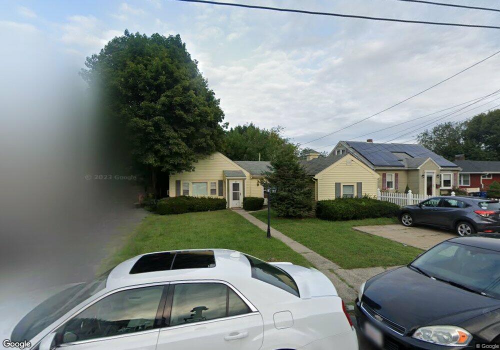 8 Sumner Rd, Salem, MA 01970 - photo 1