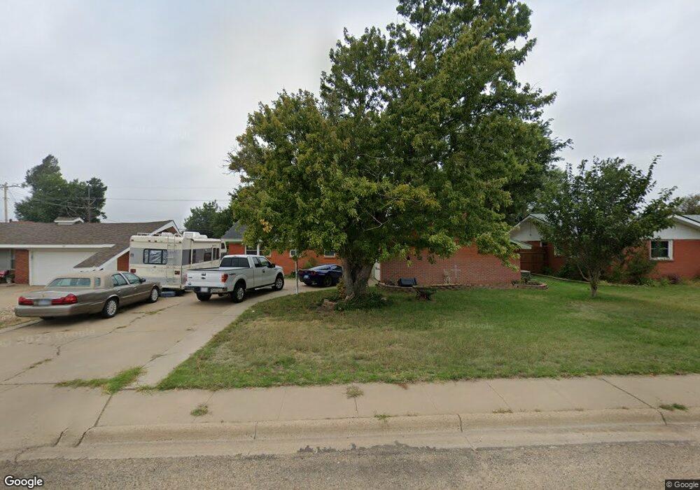 111 Cherry Ave, Dumas, TX 79029 - photo 1