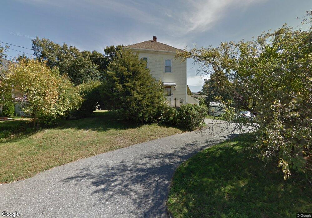 28 Beacon St, Stoneham, MA 02180 - photo 1